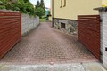 PRONÁJEM VELKÉHO BYTU 3+1, 80 M2 V PRVNÍM PATŘE RD SE SE ZAHRADOU A SKLEPEM V CENTRU STRAKONIC, E-MAIL: STRBACKA@REALITYTRADE.CZ, TEL.: 602 271 334, WWW.REALITYTRADE.CZ