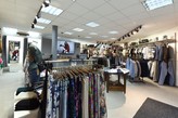 PRONÁJEM OBCHODNÍHO PROSTORU 108 M2 V PASÁŽI OC MAXIM STRAKONICE (NOVÁ PŘÍSTAVBA) - Č.20