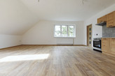 PRONÁJEM PĚKNÉHO, VELKÉHO BYTU 3+KK, 109 M2 V 1NP RD (PODKROVÍ) , MILEJOVICE, OKRES STRAKONICE