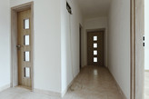 PRONÁJEM PĚKNÉHO, VELKÉHO BYTU 3+KK, 109 M2 V 1NP RD (PODKROVÍ) , MILEJOVICE, OKRES STRAKONICE