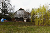 PRONÁJEM PĚKNÉHO, VELKÉHO BYTU 3+KK, 109 M2 V 1NP RD (PODKROVÍ) , MILEJOVICE, OKRES STRAKONICE