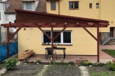 PRONÁJEM VELKÉHO BYTU 3+1, 82 M2 V PRVNÍM PATŘE RD SE ZAHRADOU A SKLEPEM V CENTRU STRAKONIC