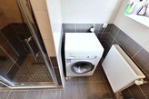 PRONÁJEM DOMU SE DVĚMA BYTY PO REKONST., 333 M2, NA POZEMKU 1646 M2, PODSRP Č.P. 116,