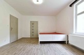 PRONÁJEM DOMU SE DVĚMA BYTY PO REKONST., 333 M2, NA POZEMKU 1646 M2, PODSRP Č.P. 116,