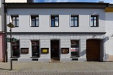 PRONÁJEM KOMERČNÍHO PROSTORU 100 M2, NA PALACKÉHO NÁMĚSTÍ Č.P. 85 V CENTRU STRAKONIC