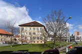 PRONÁJEM BYTU 2+1, 55 M2, VE ZDĚNÉM DOMĚ V ULICI ŠKOLNÍ VE STRAKONICÍCH